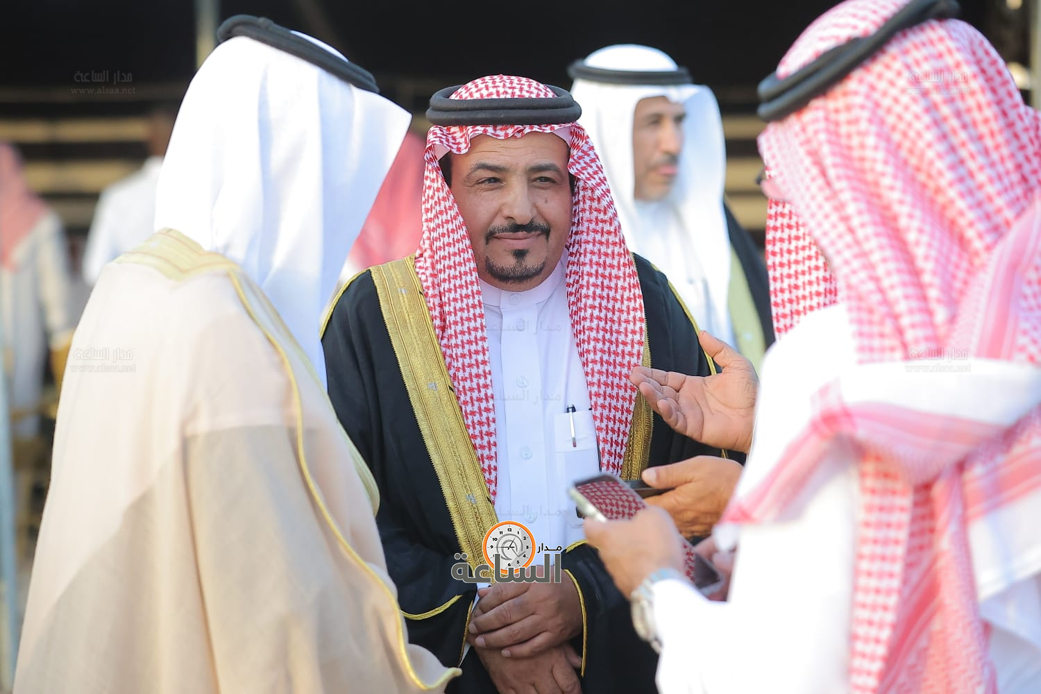 Madar Al-Saa Images 0.2639866112470761