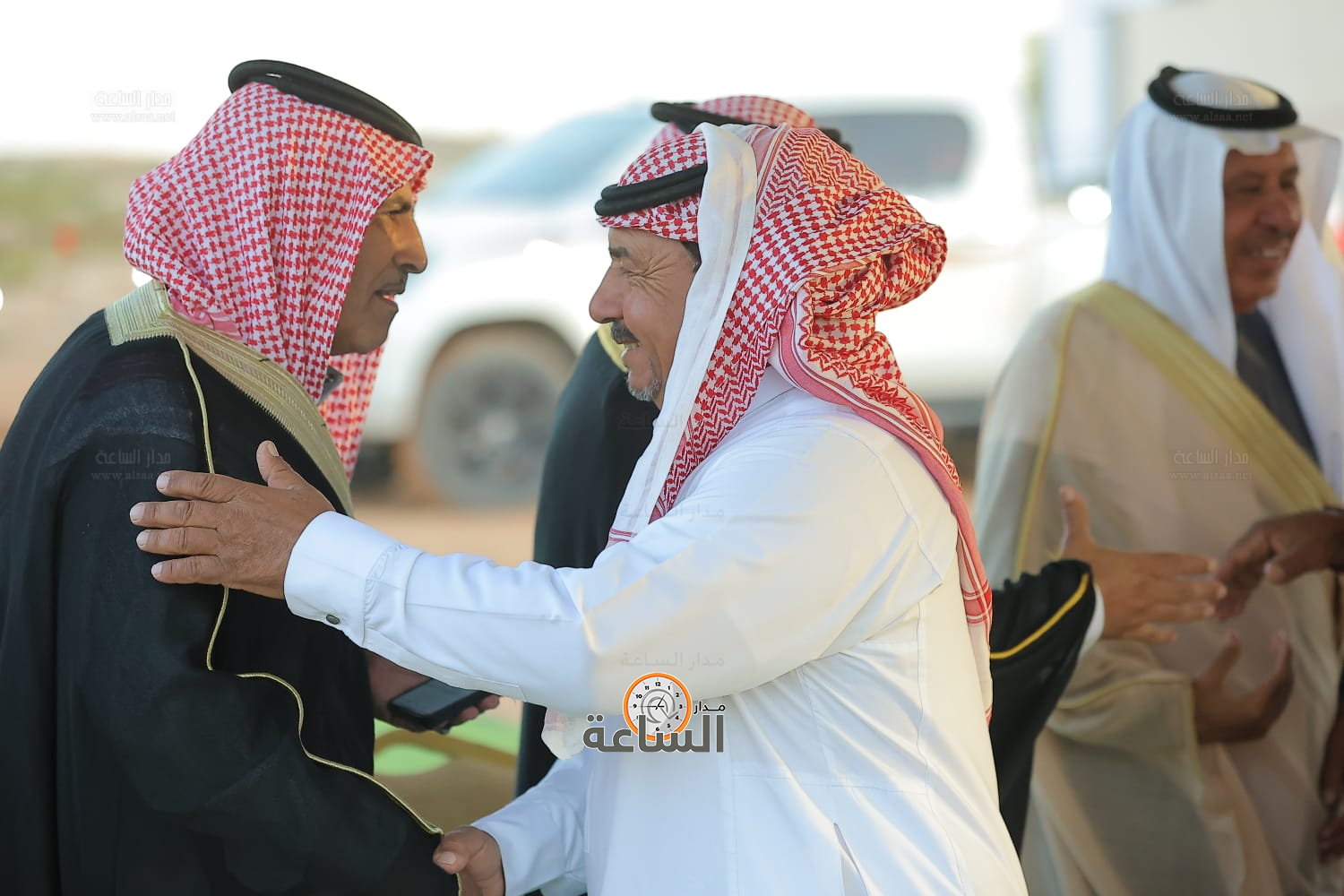 Madar Al-Saa Images 0.5752374957498578