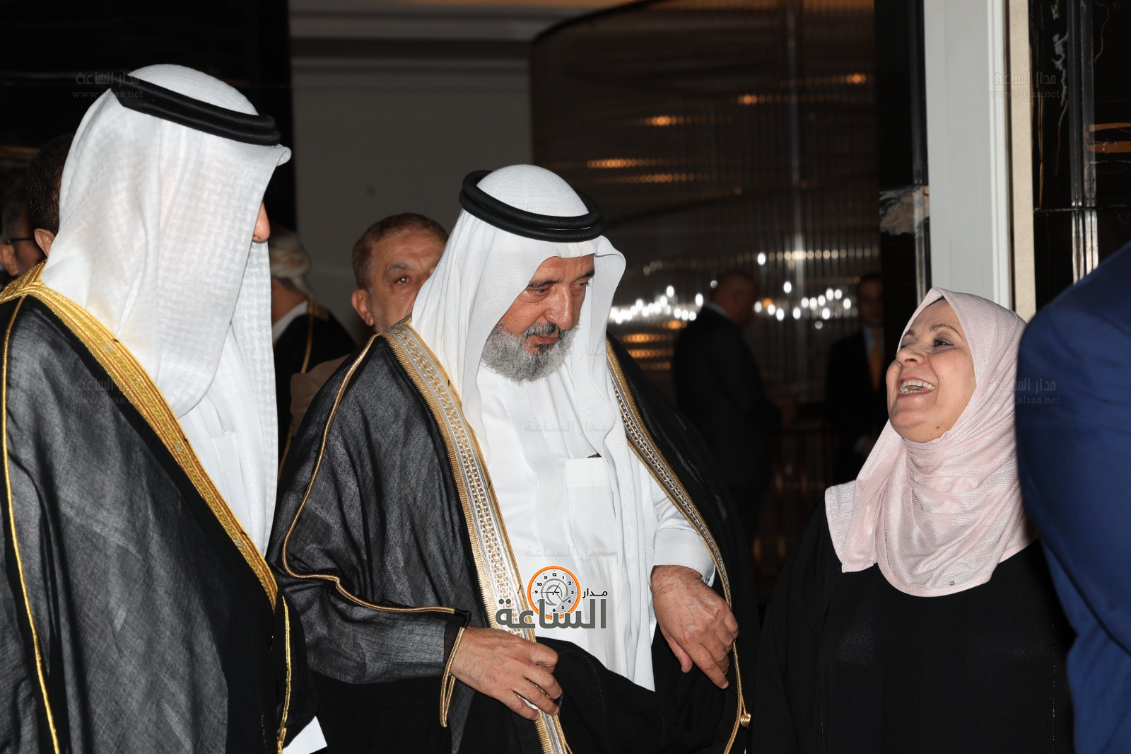 Madar Al-Saa Images 0.43933884343764185