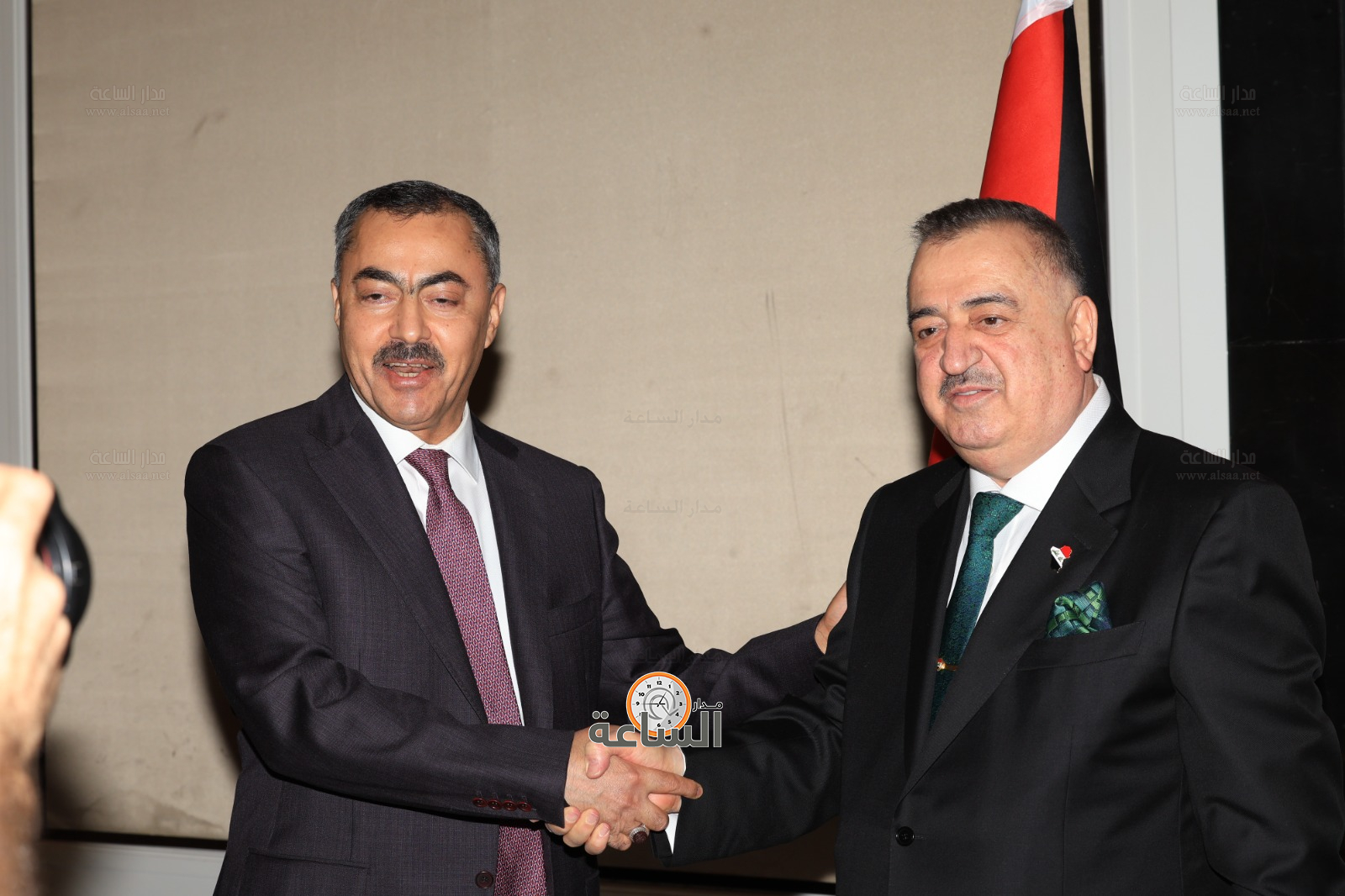 Madar Al-Saa Images 0.8667047222922465