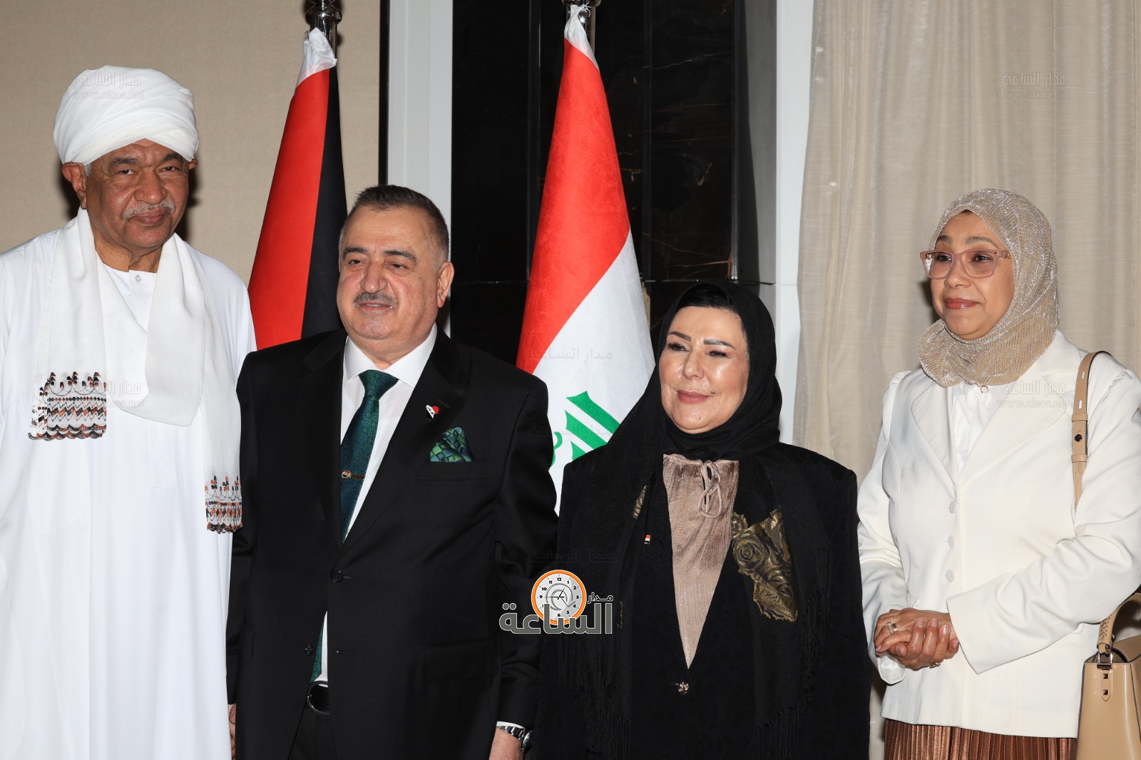 Madar Al-Saa Images 0.25244259046011164