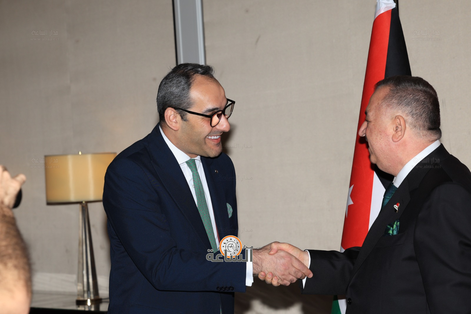 Madar Al-Saa Images 0.07050124052746332