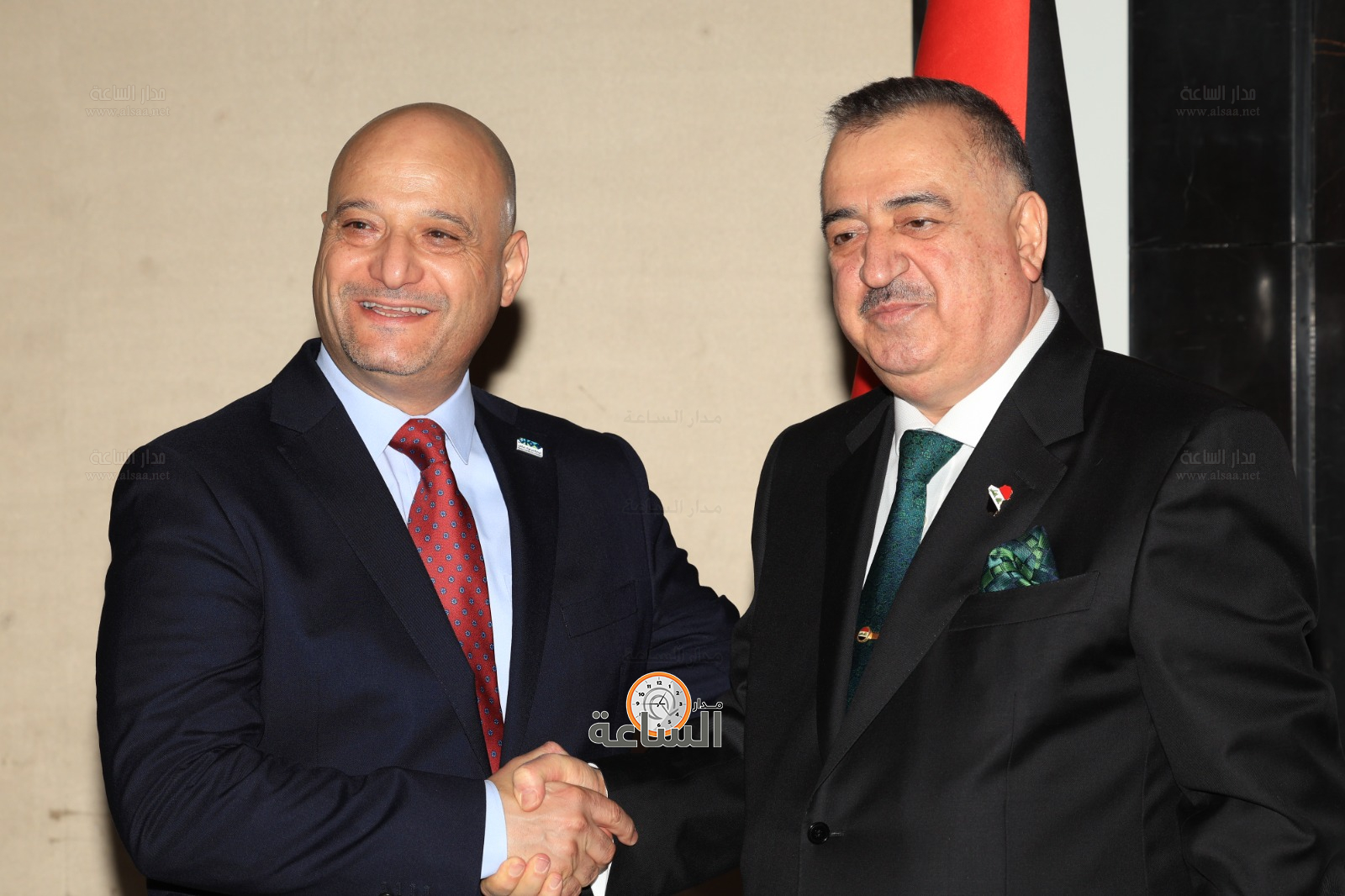 Madar Al-Saa Images 0.6638984180027138