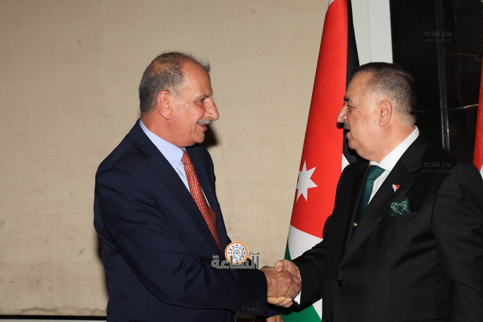 Madar Al-Saa Images 0.5729297893860252