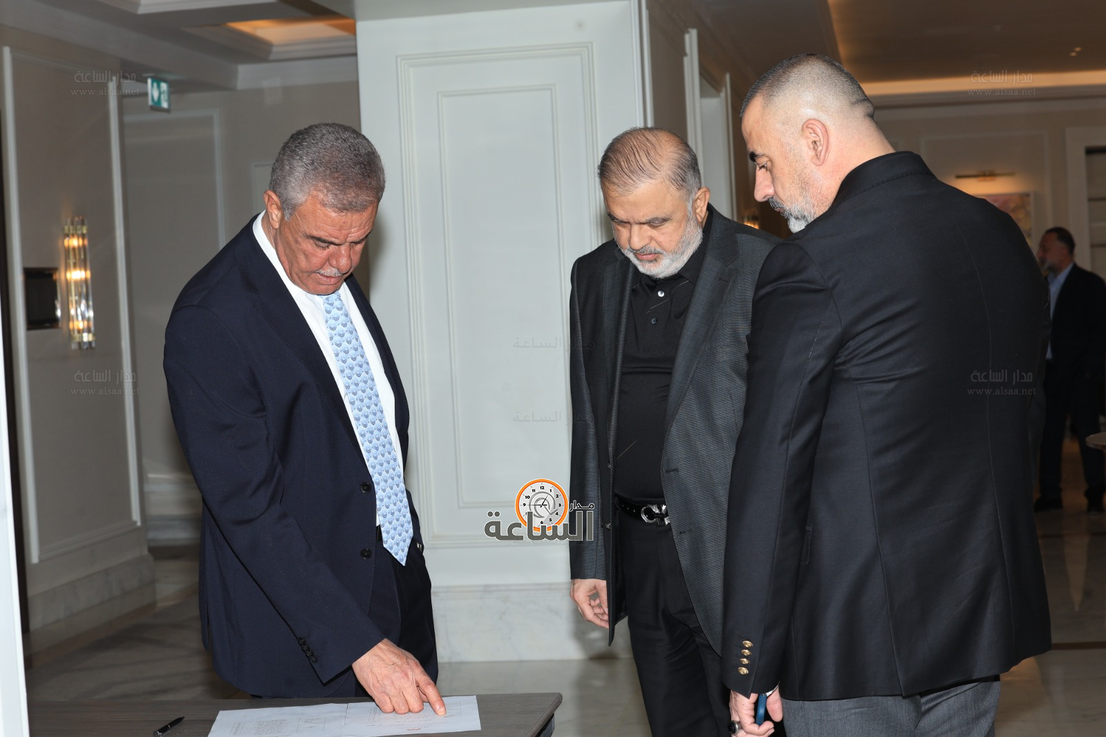 Madar Al-Saa Images 0.056743448478333014