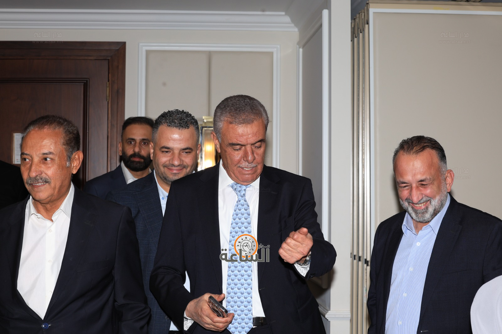 Madar Al-Saa Images 0.6356005459053841