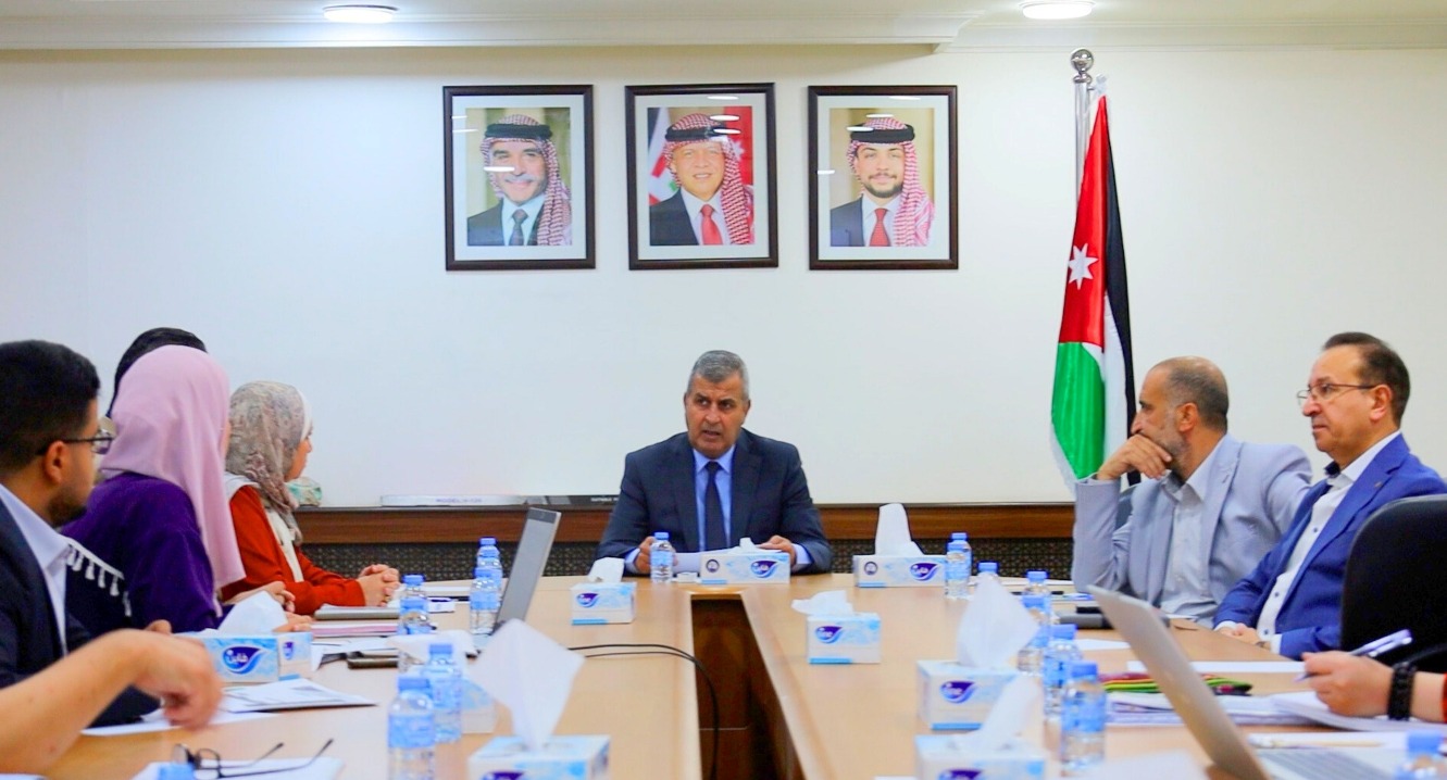 Madar Al-Saa Images 0.39362694061251713