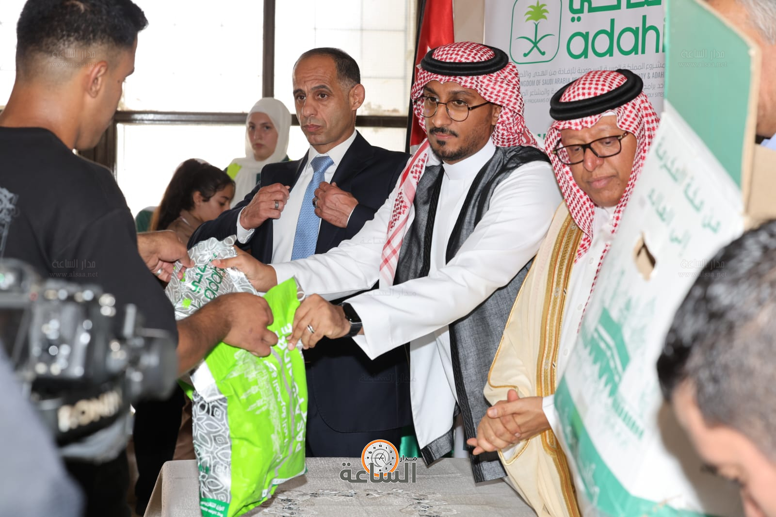 Madar Al-Saa Images 0.20079498688988207