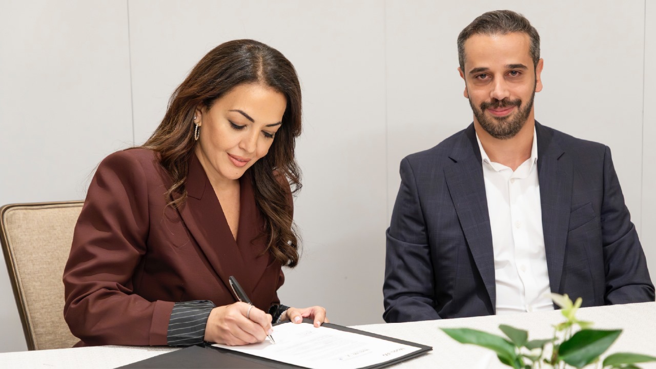 Madar Al-Saa Images 0.48909732194920297