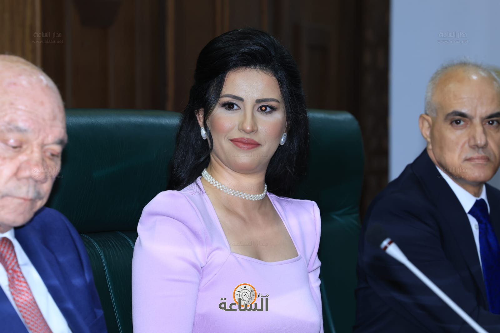 Madar Al-Saa Images 0.8138751740840255