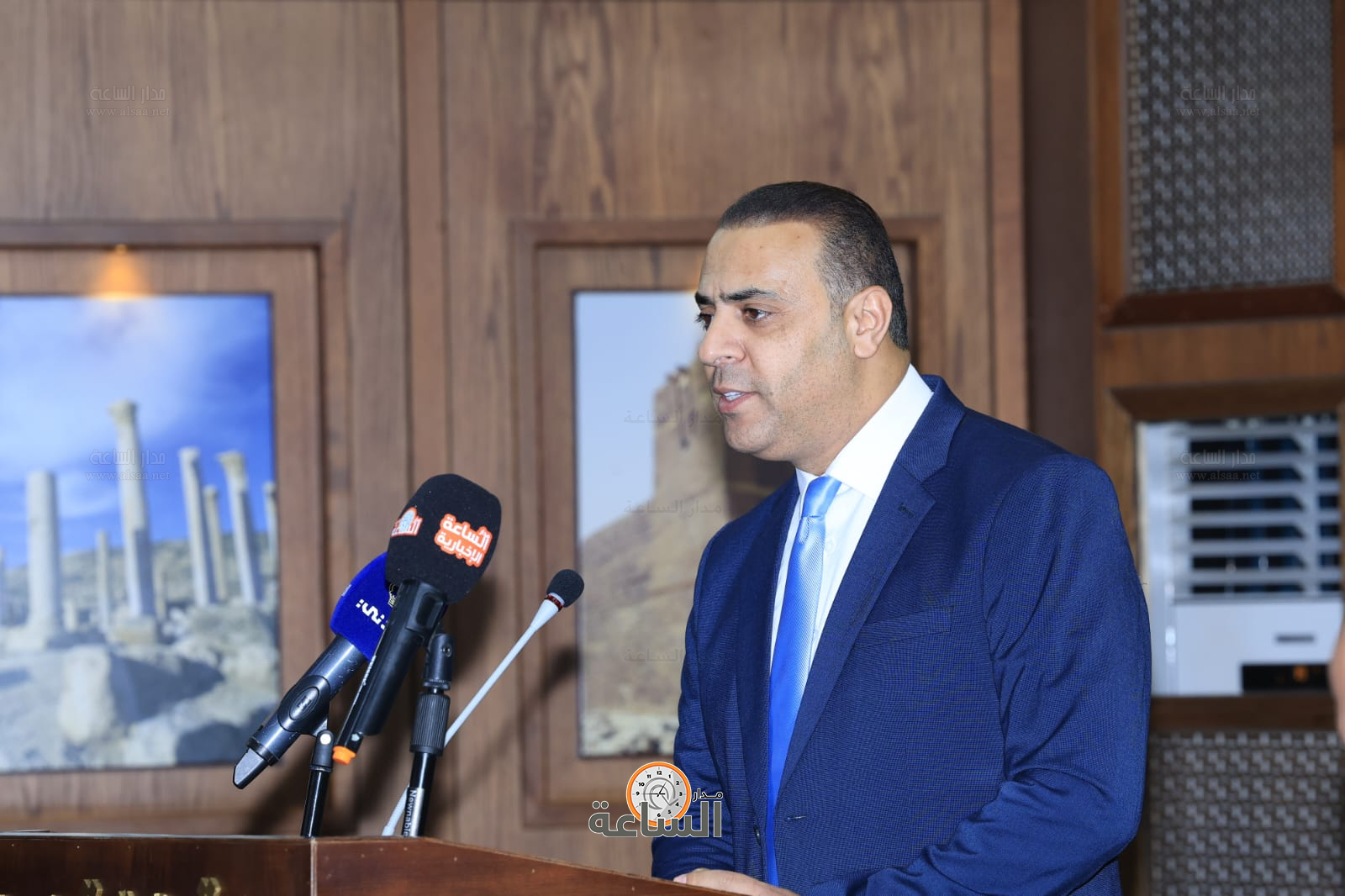 Madar Al-Saa Images 0.8302002228635827