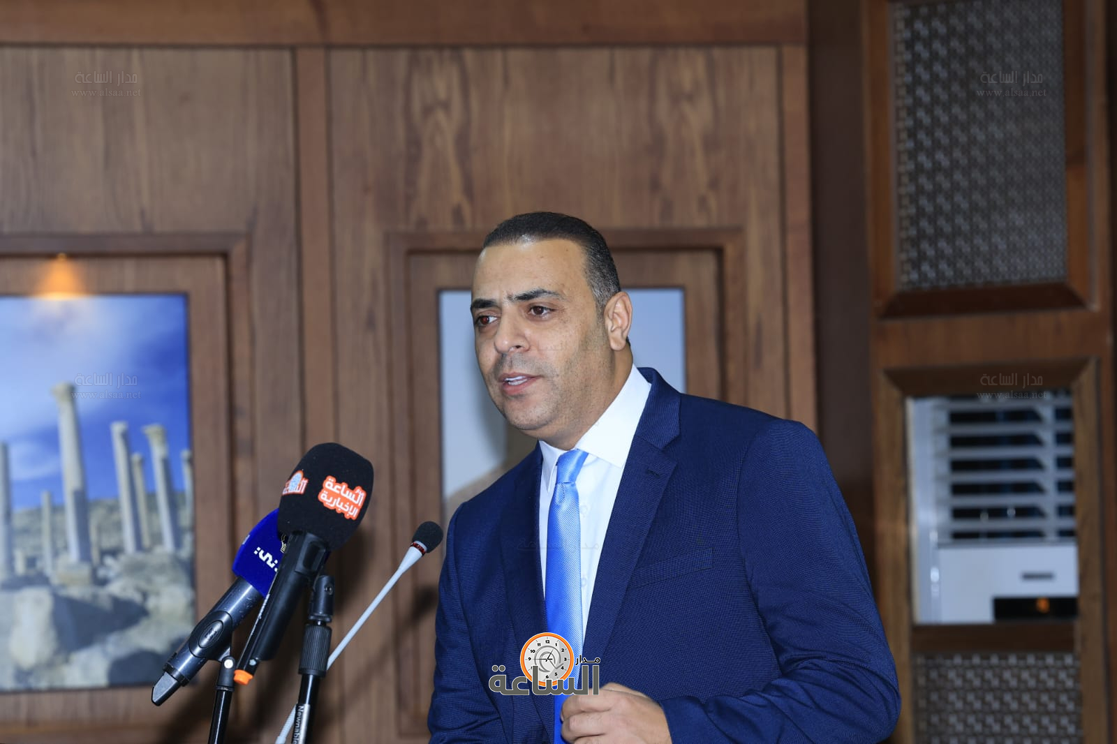 Madar Al-Saa Images 0.3432546007825359