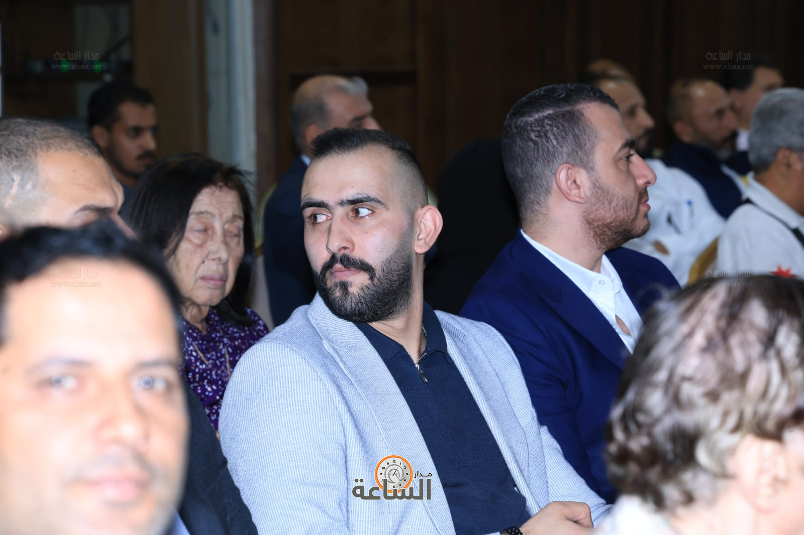 Madar Al-Saa Images 0.8503974390857801