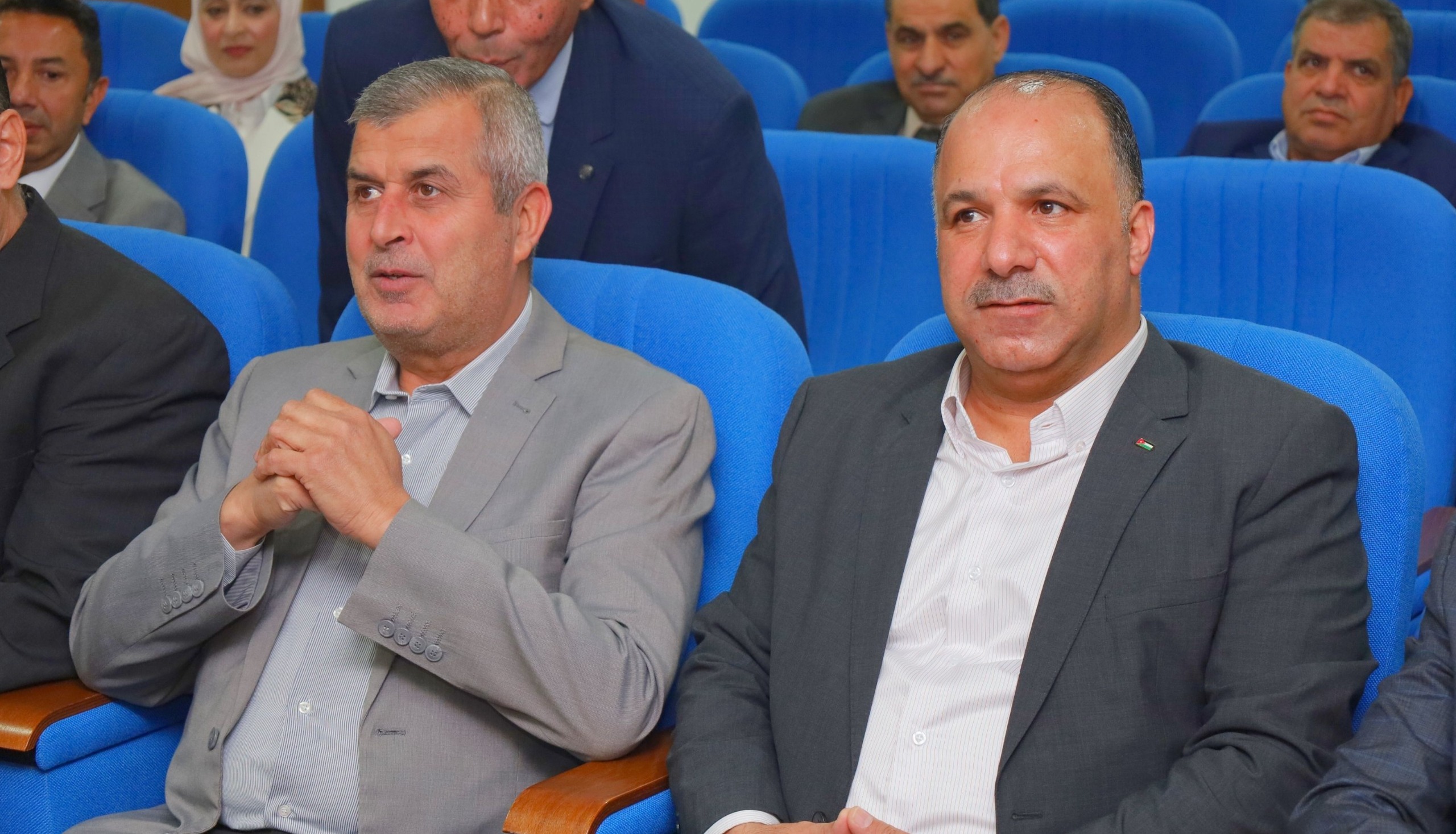 Madar Al-Saa Images 0.592751469424176