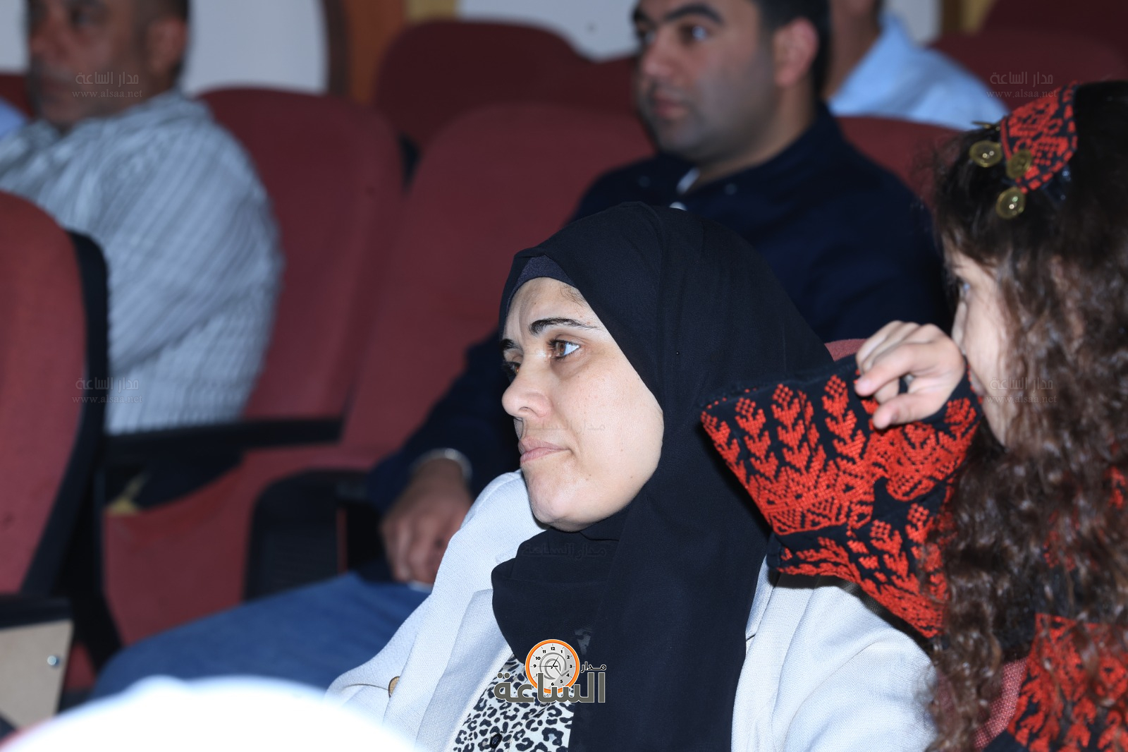 Madar Al-Saa Images 0.05592829468653737