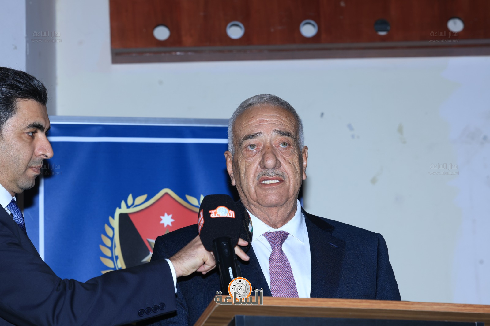 Madar Al-Saa Images 0.918575508934279