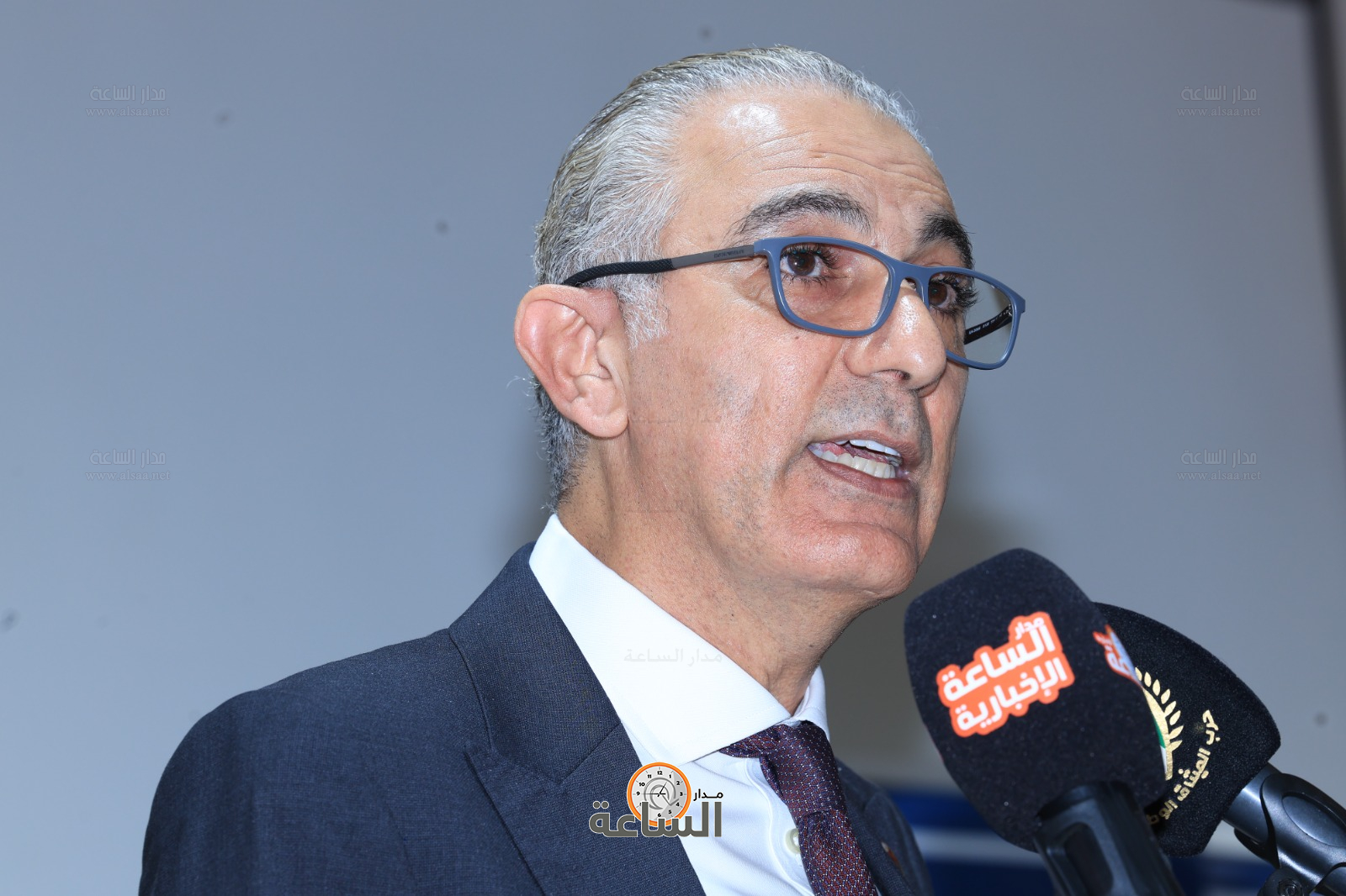 Madar Al-Saa Images 0.057733761893408286