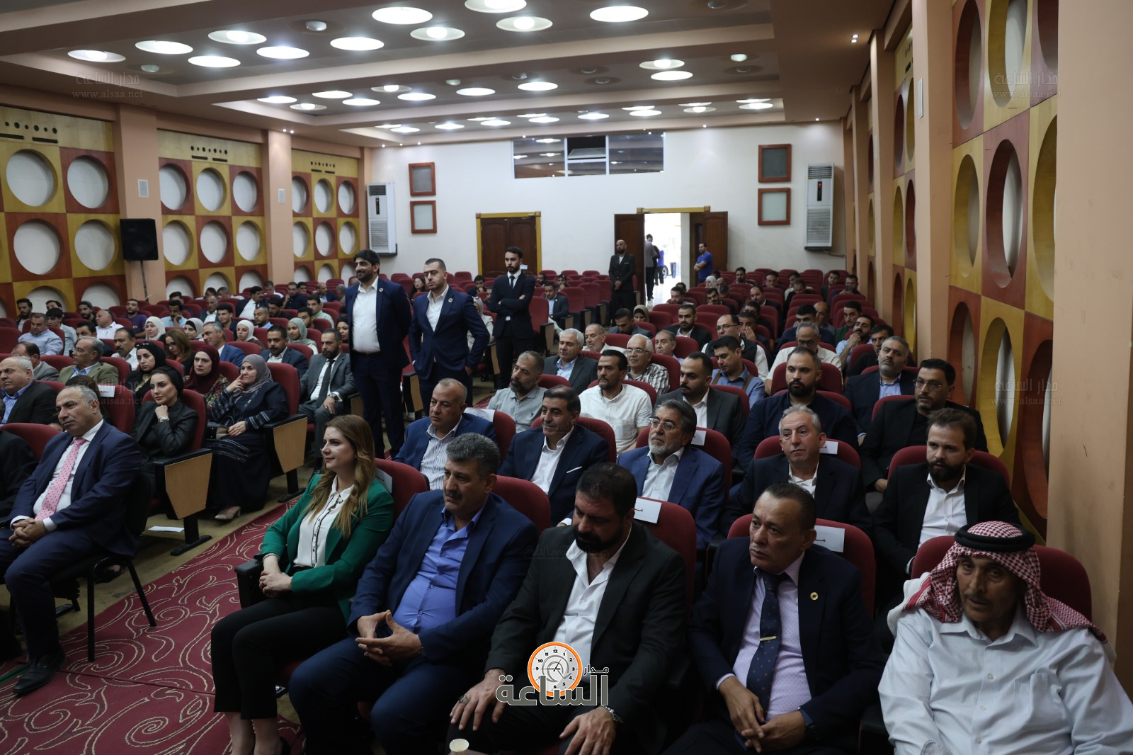 Madar Al-Saa Images 0.17739630665875195