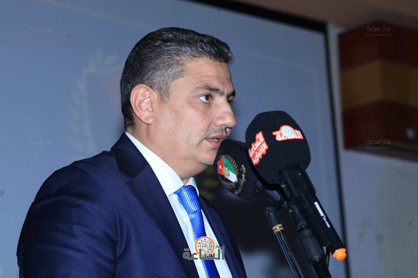 Madar Al-Saa Images 0.4018356904348792