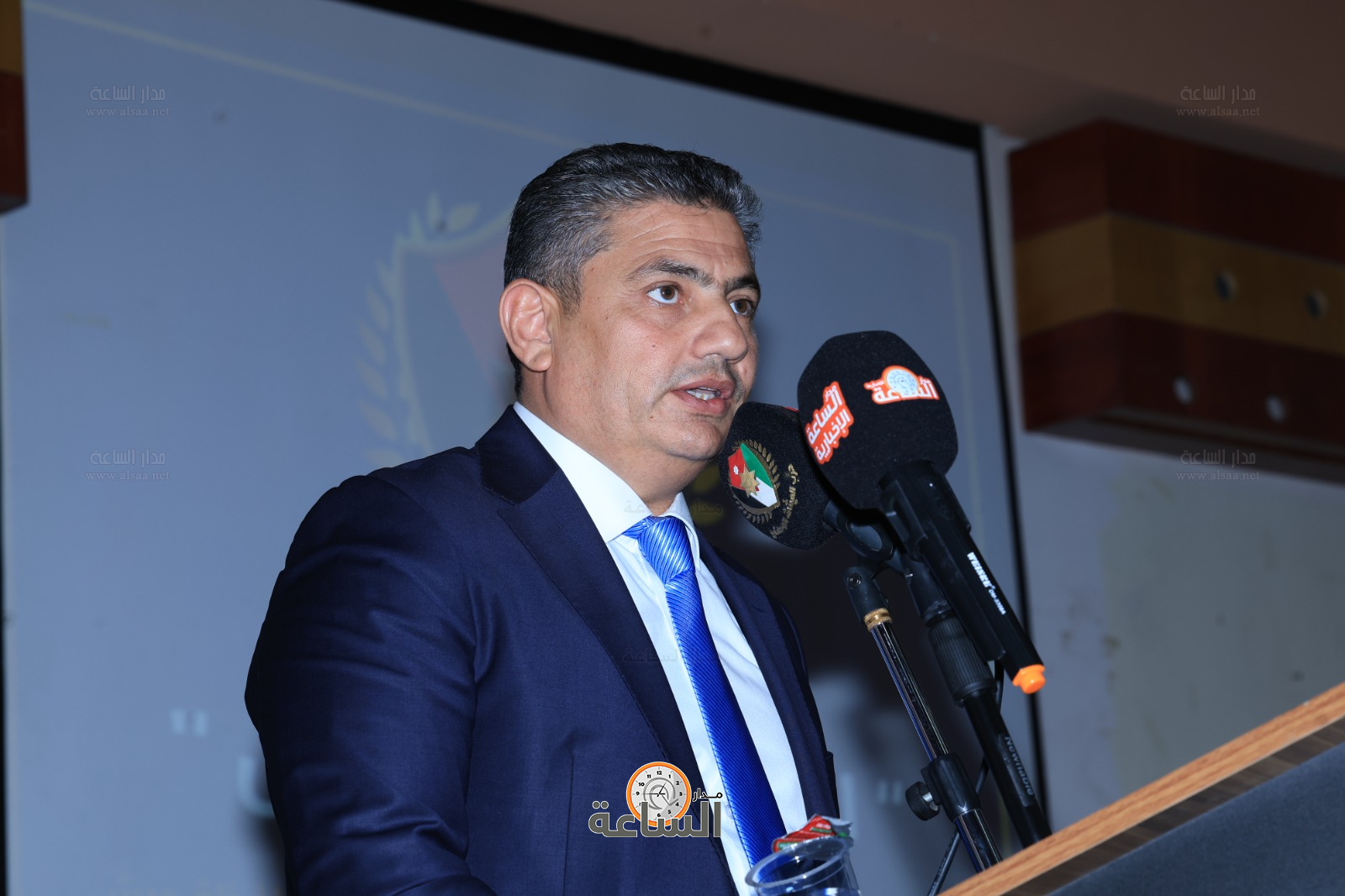 Madar Al-Saa Images 0.5976781480715273