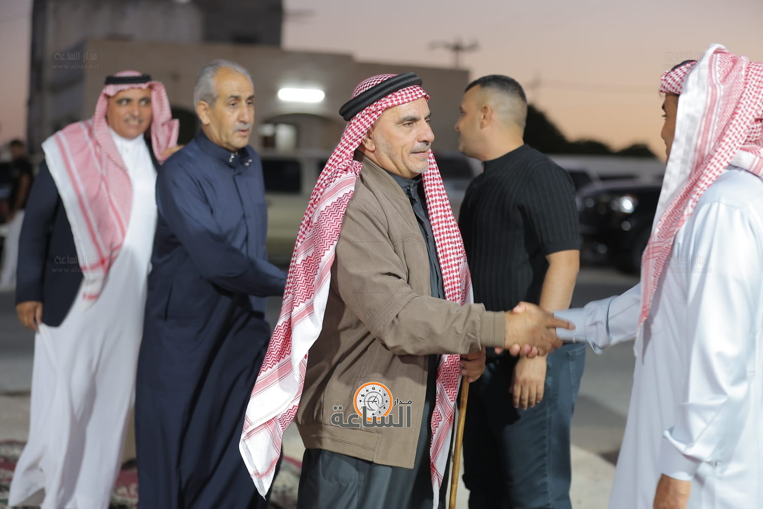 Madar Al-Saa Images 0.9614267929249732