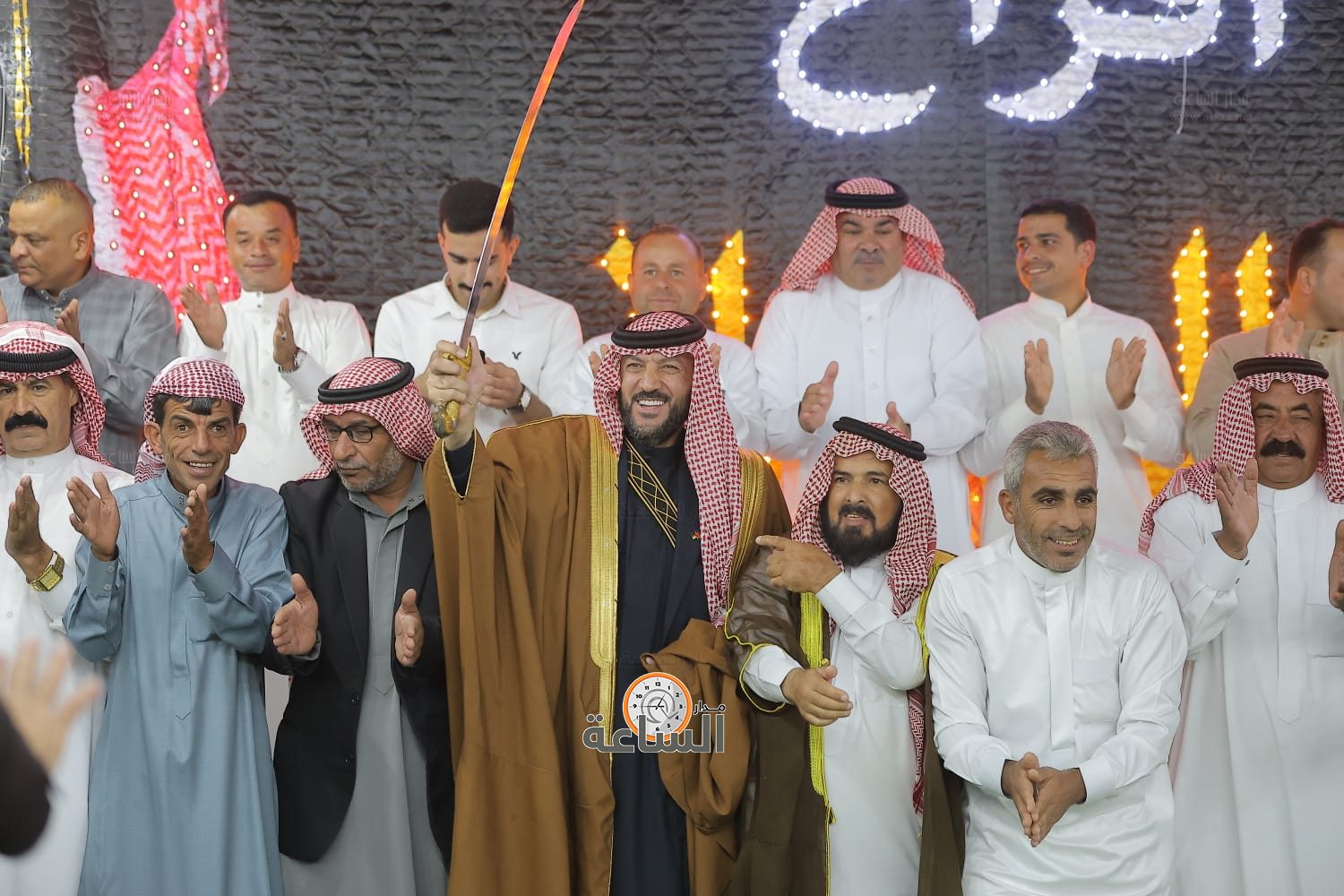 Madar Al-Saa Images 0.537106604990198