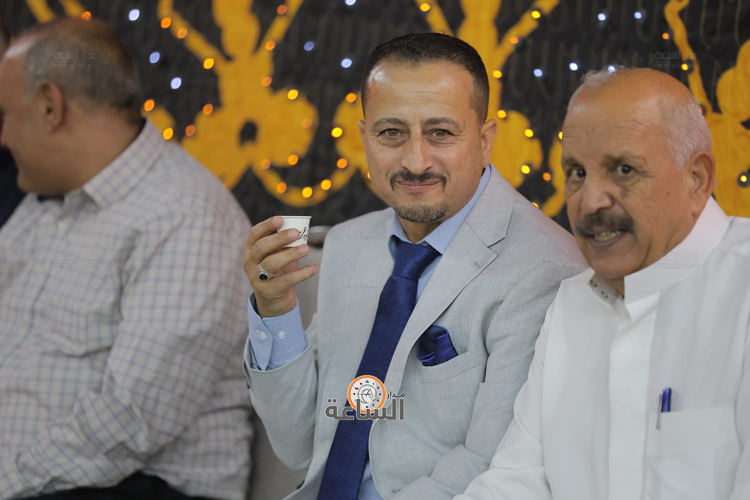 Madar Al-Saa Images 0.8324644734574842