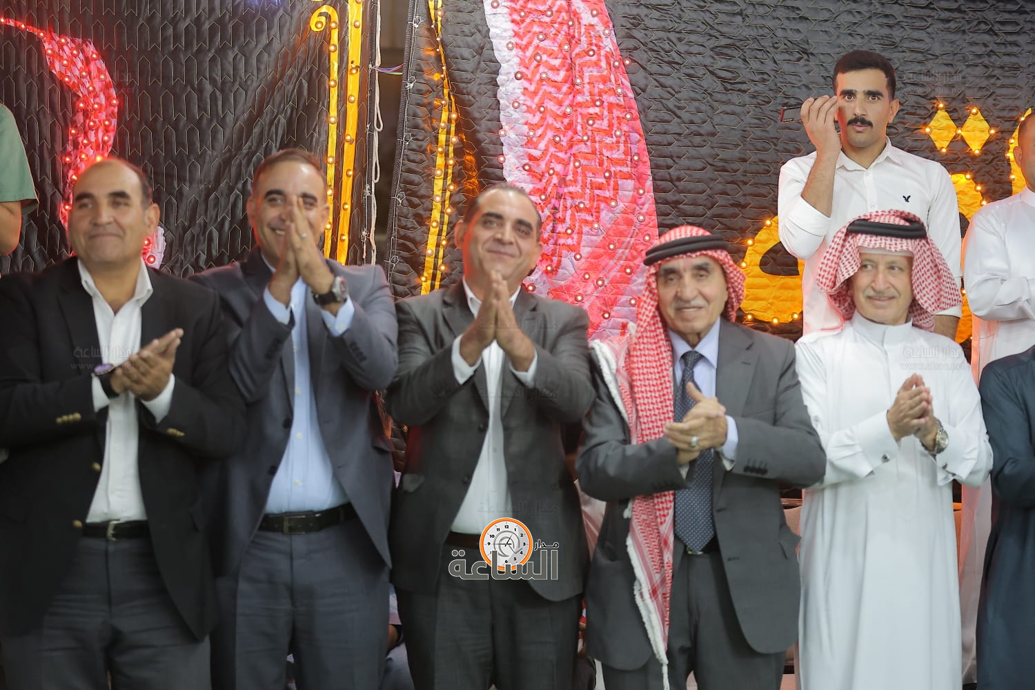 Madar Al-Saa Images 0.9943738775592905