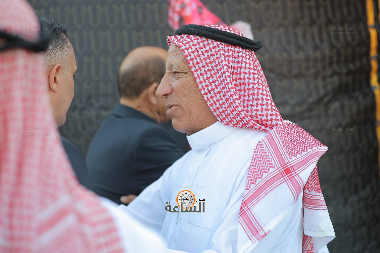 Madar Al-Saa Images 0.8201860124181956