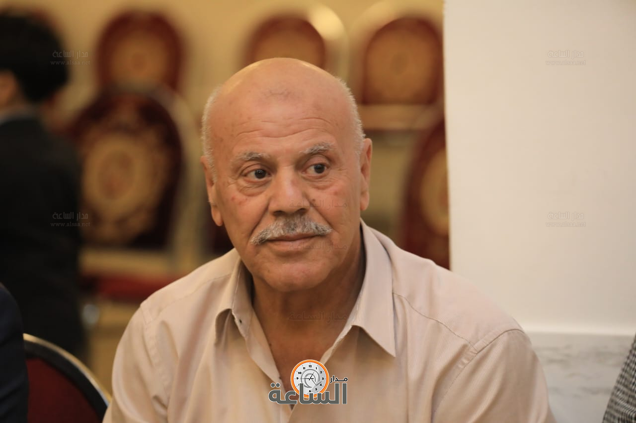 Madar Al-Saa Images 0.32108854813208754