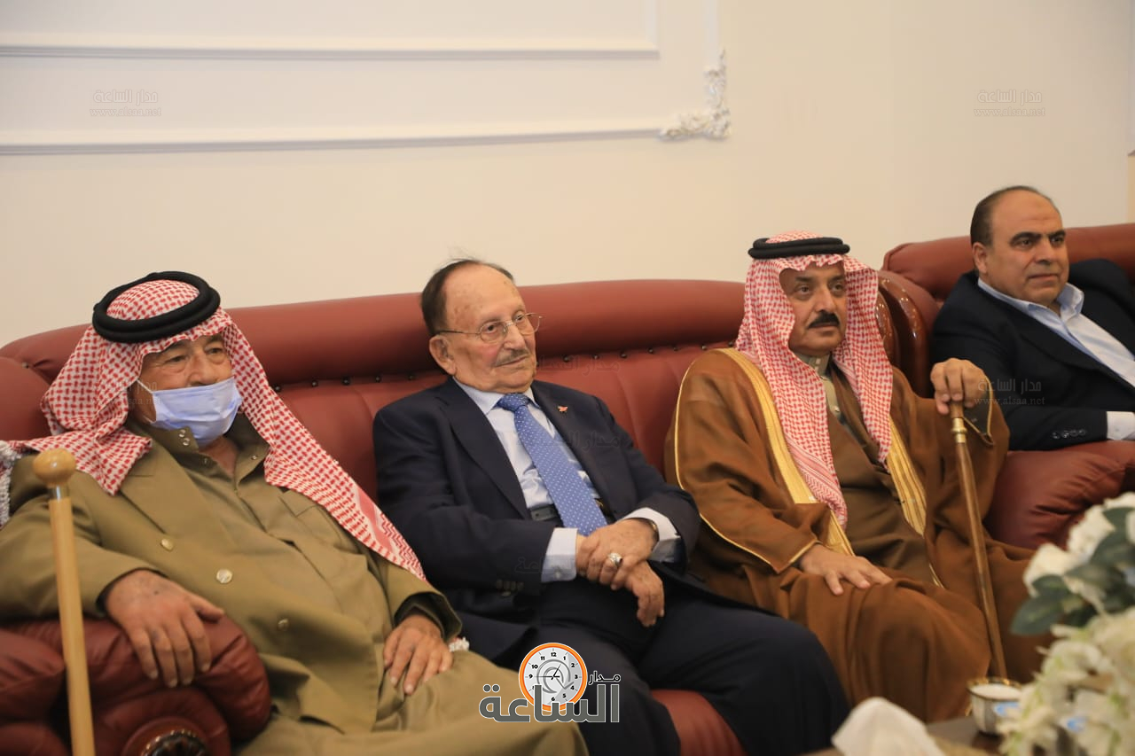 Madar Al-Saa Images 0.2347730686917303