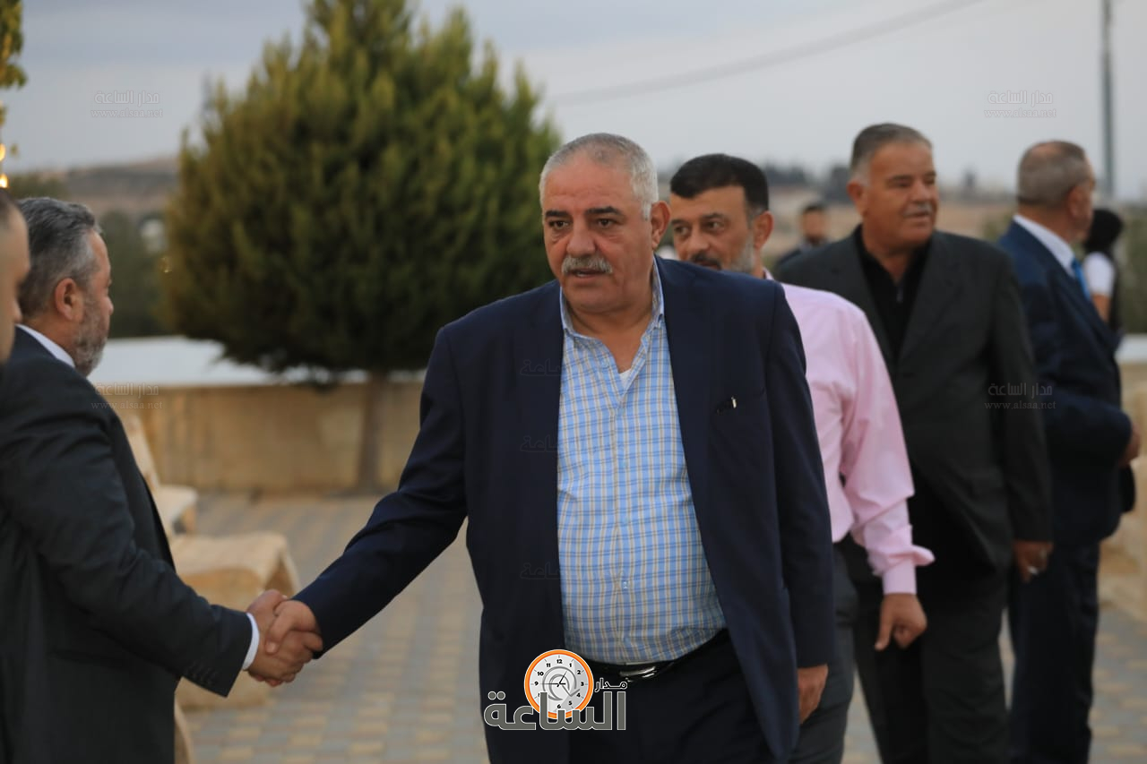 Madar Al-Saa Images 0.18279785964657858