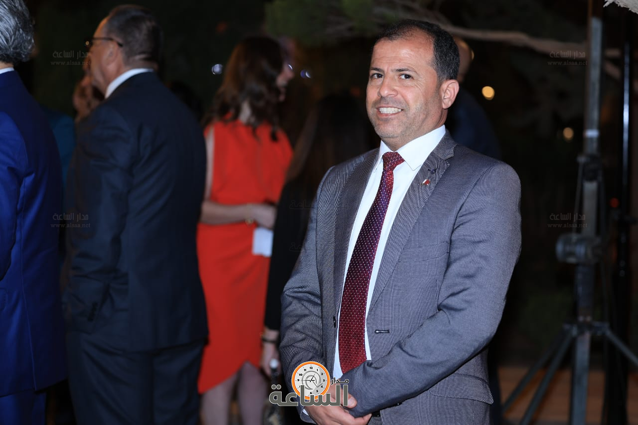 Madar Al-Saa Images 0.9683523855189854