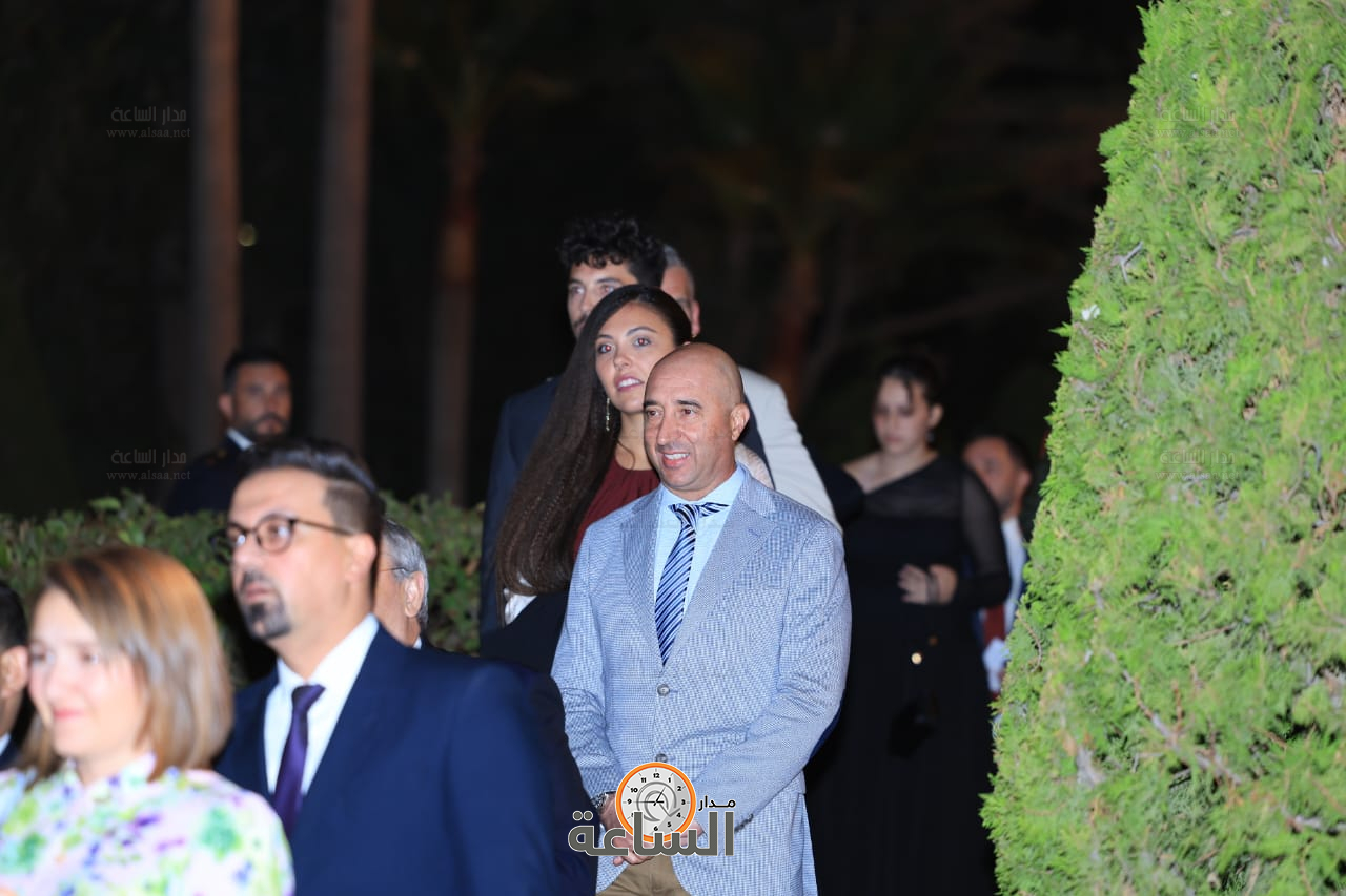 Madar Al-Saa Images 0.07670699391130764