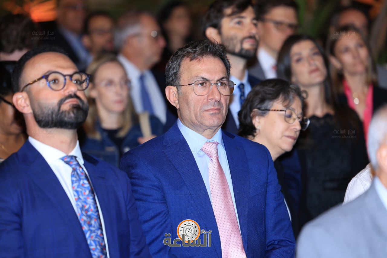 Madar Al-Saa Images 0.8713882464531575