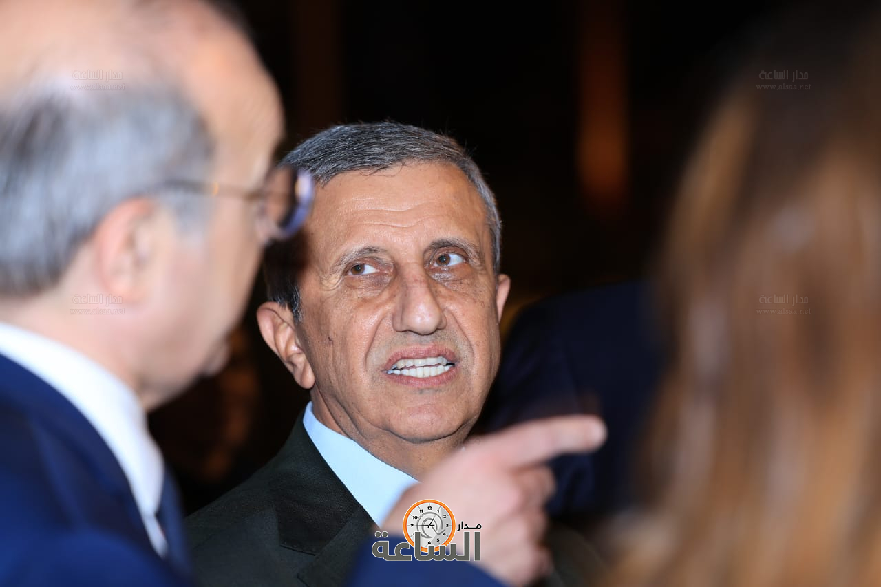 Madar Al-Saa Images 0.2096334736228509