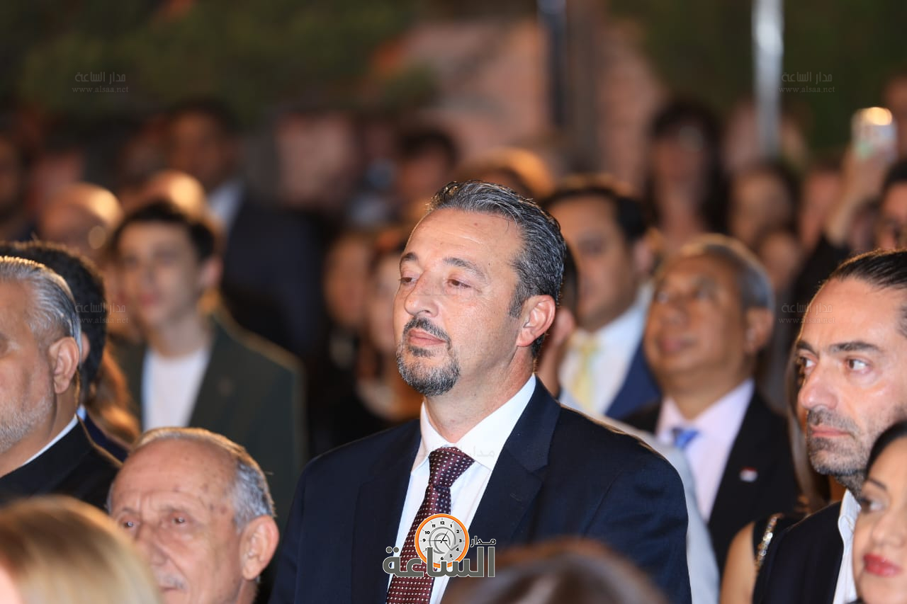 Madar Al-Saa Images 0.38991988301663705