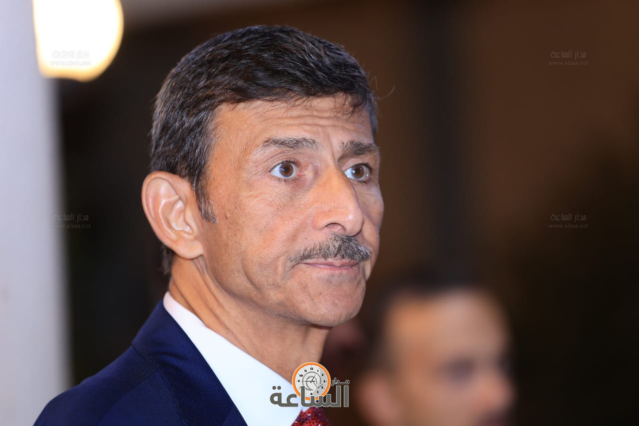 Madar Al-Saa Images 0.4938098196596351