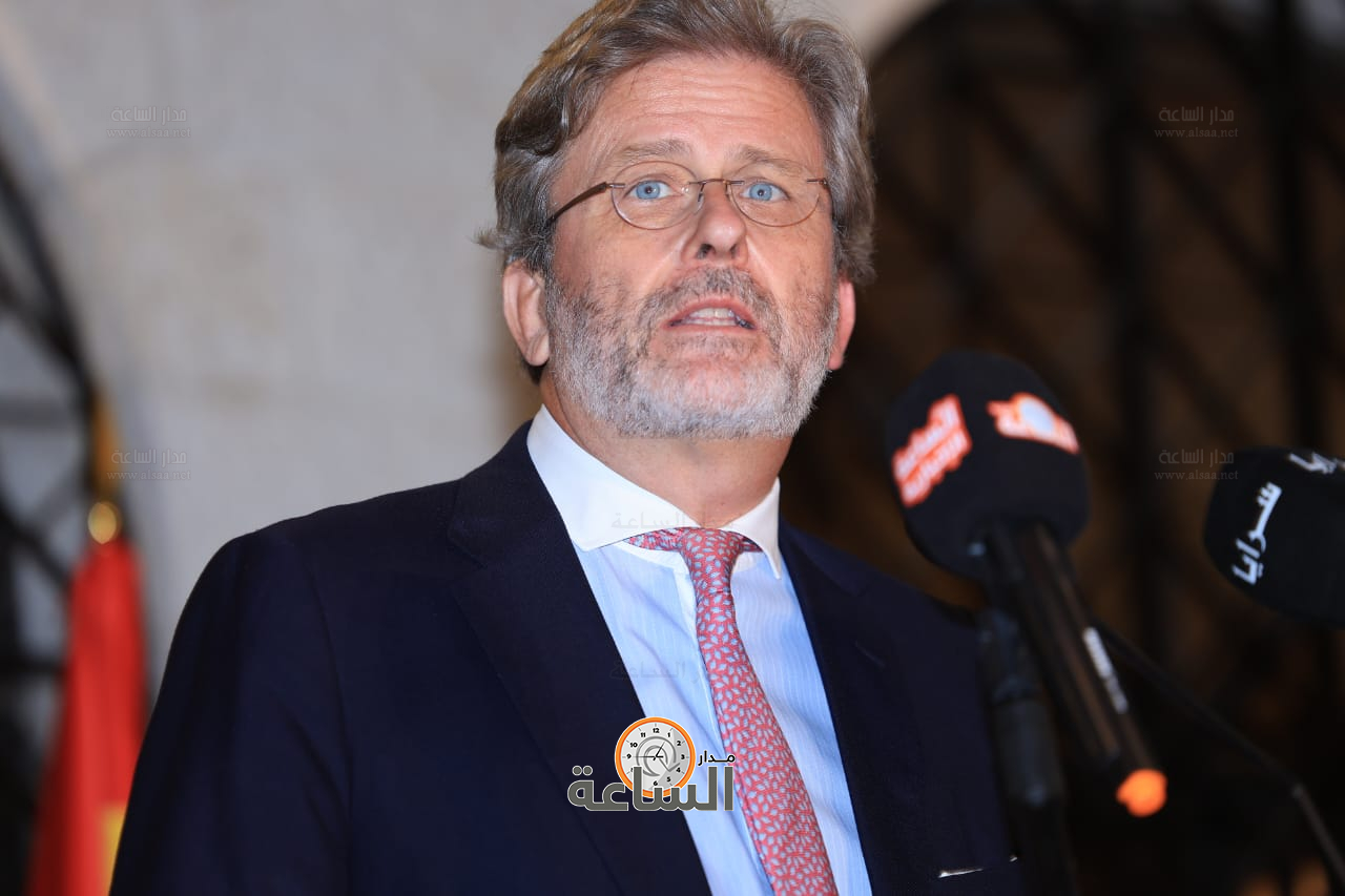 Madar Al-Saa Images 0.8837024066521523