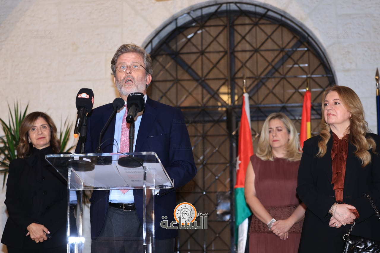 Madar Al-Saa Images 0.4733617523923852