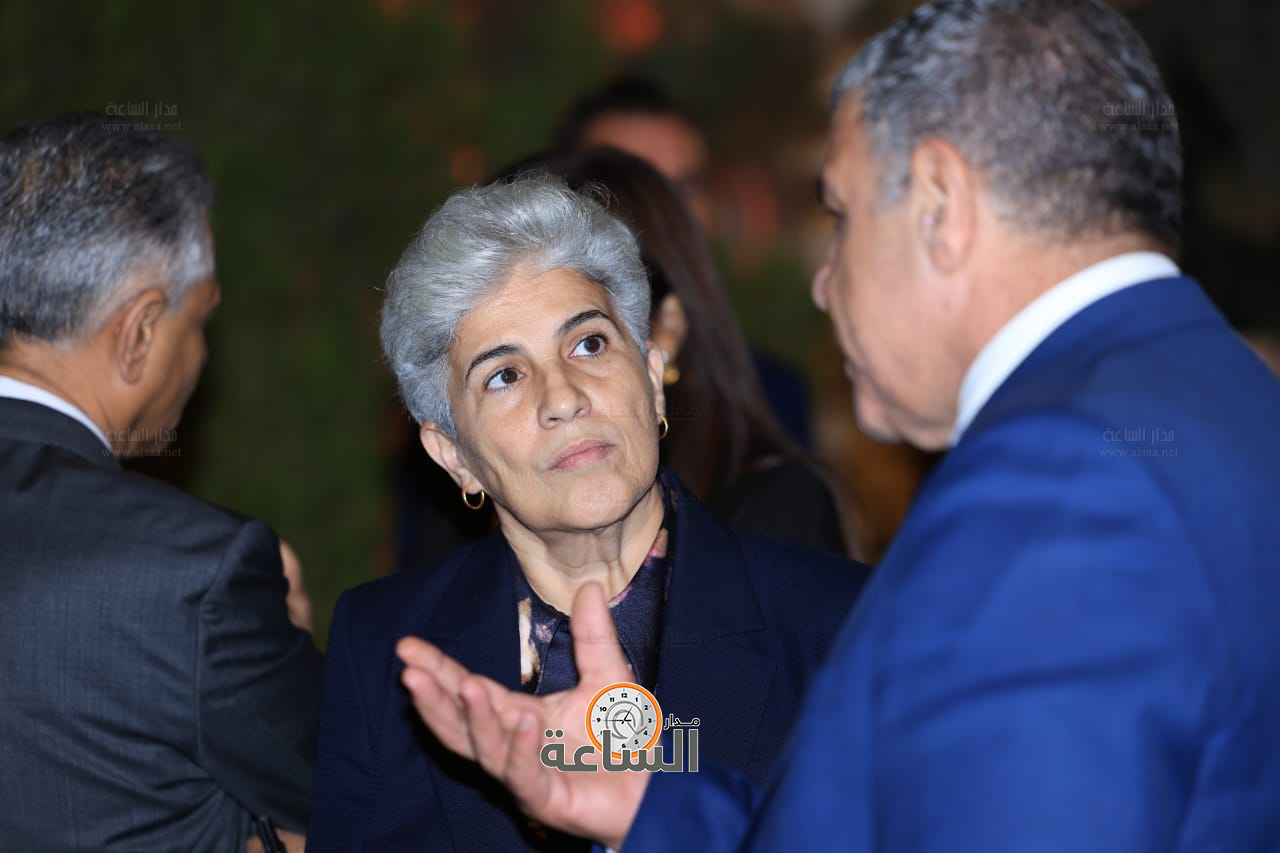 Madar Al-Saa Images 0.8856921644006236