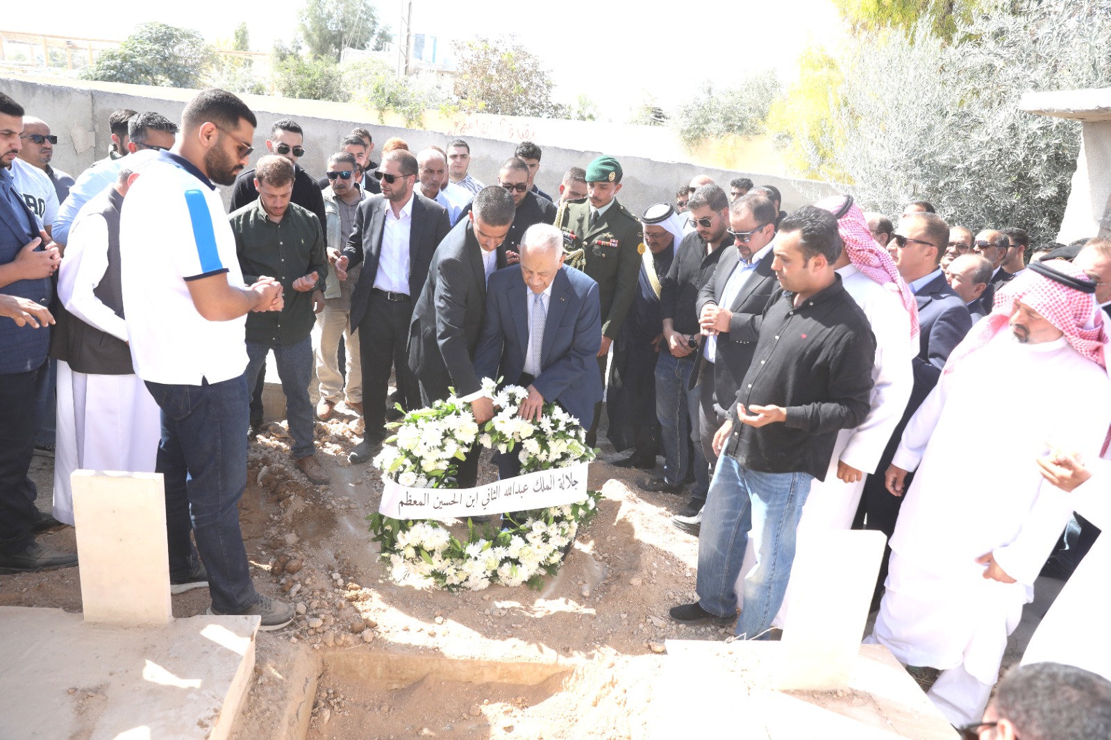 Madar Al-Saa Images 0.3244298482873822