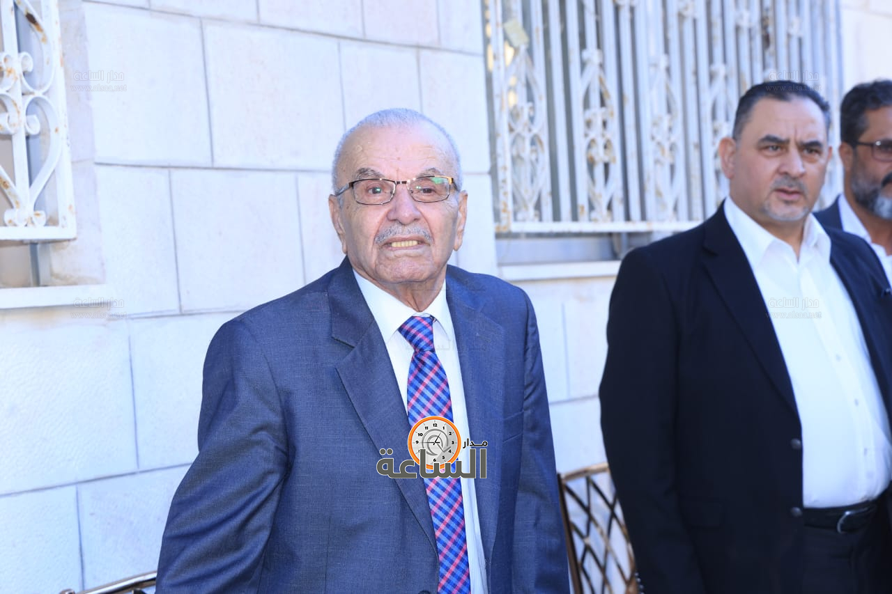 Madar Al-Saa Images 0.7249243375924234