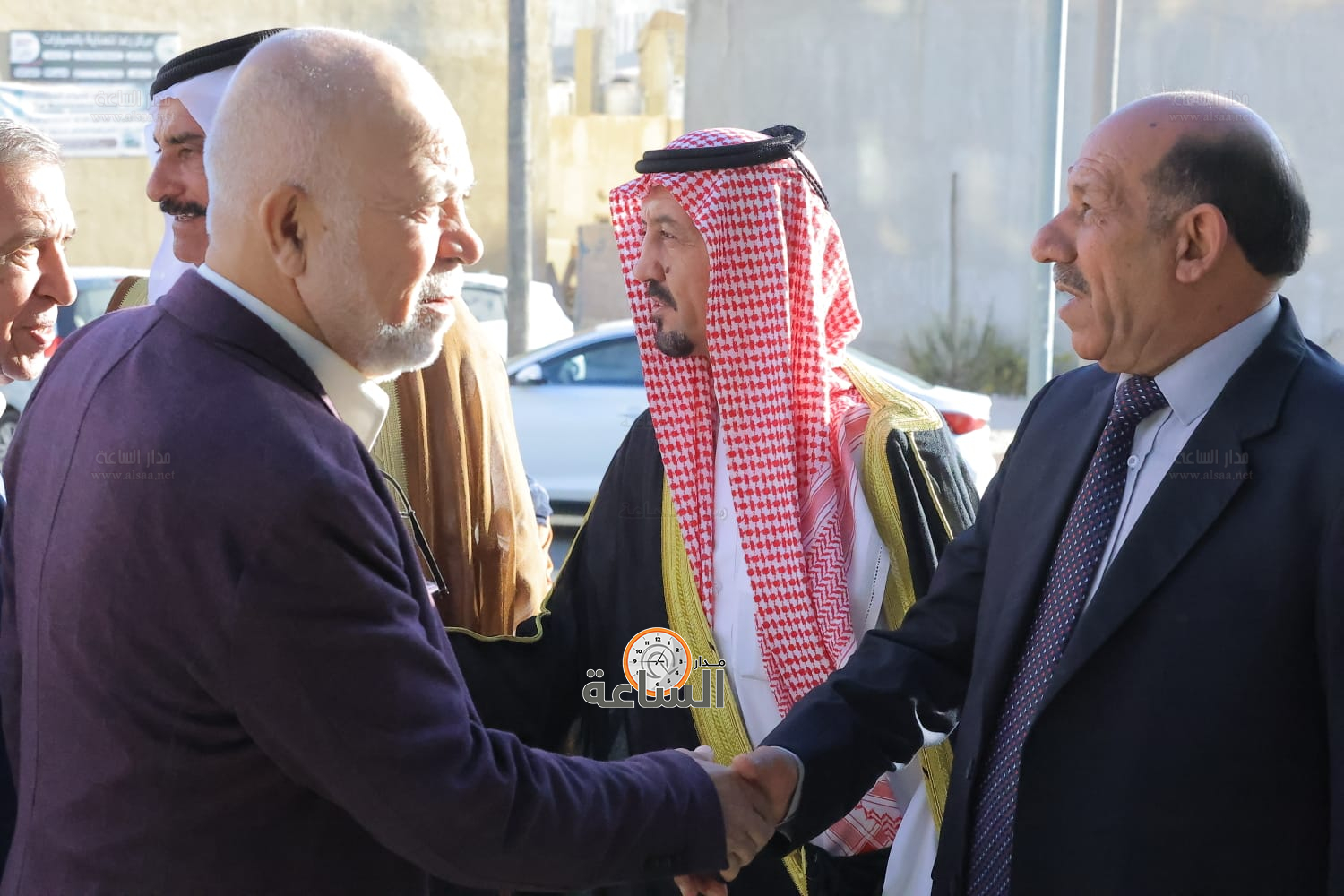 Madar Al-Saa Images 0.24979155511209994