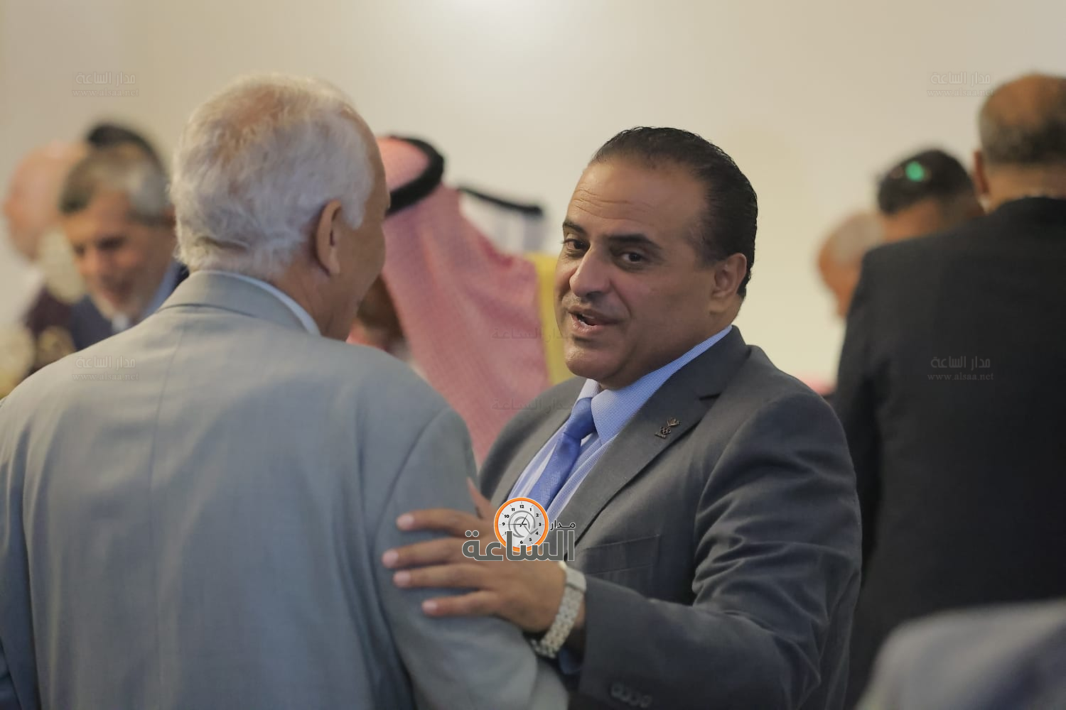 Madar Al-Saa Images 0.14146454674589748