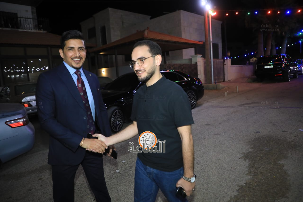 Madar Al-Saa Images 0.09705895823497512