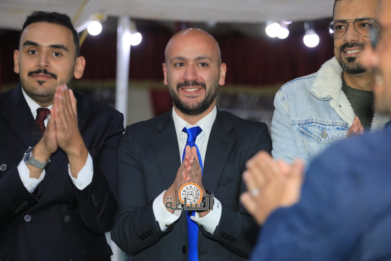 Madar Al-Saa Images 0.8108535249682947