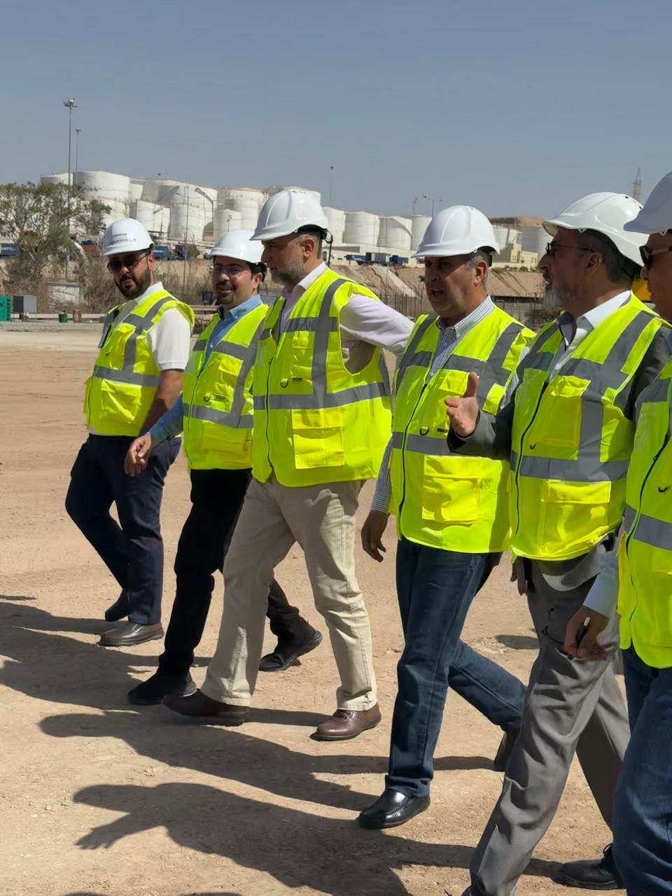 Madar Al-Saa Images 0.6978446330965671