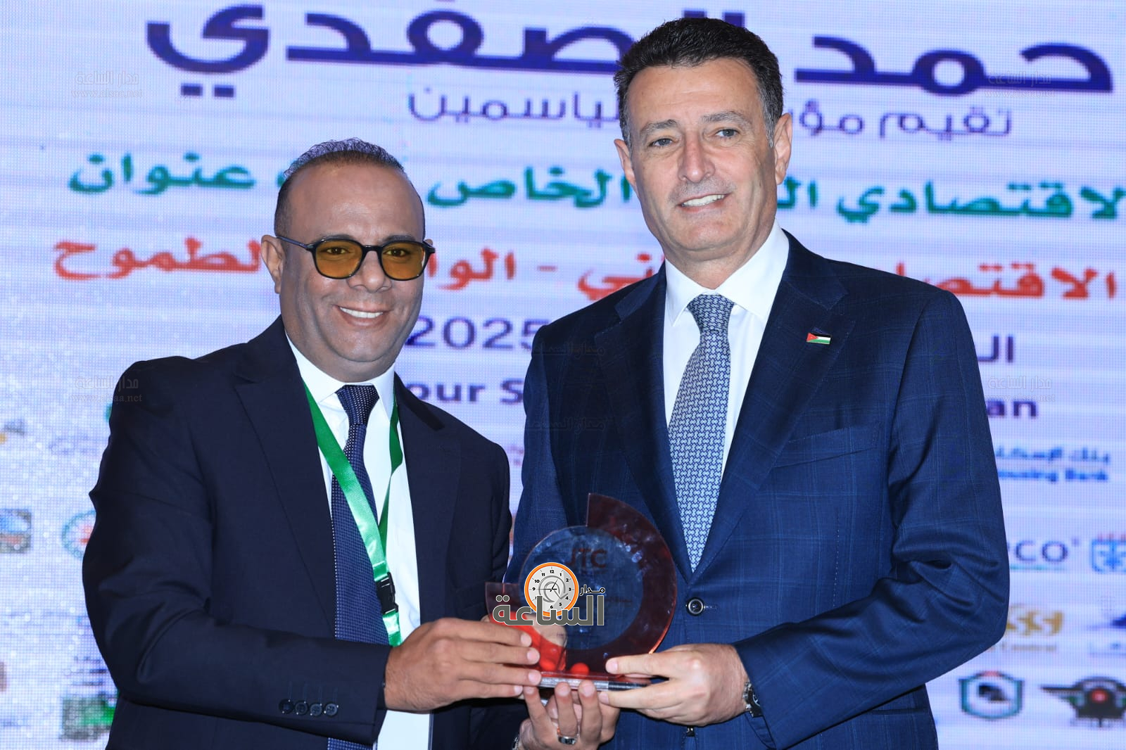 Madar Al-Saa Images 0.9748422535875572