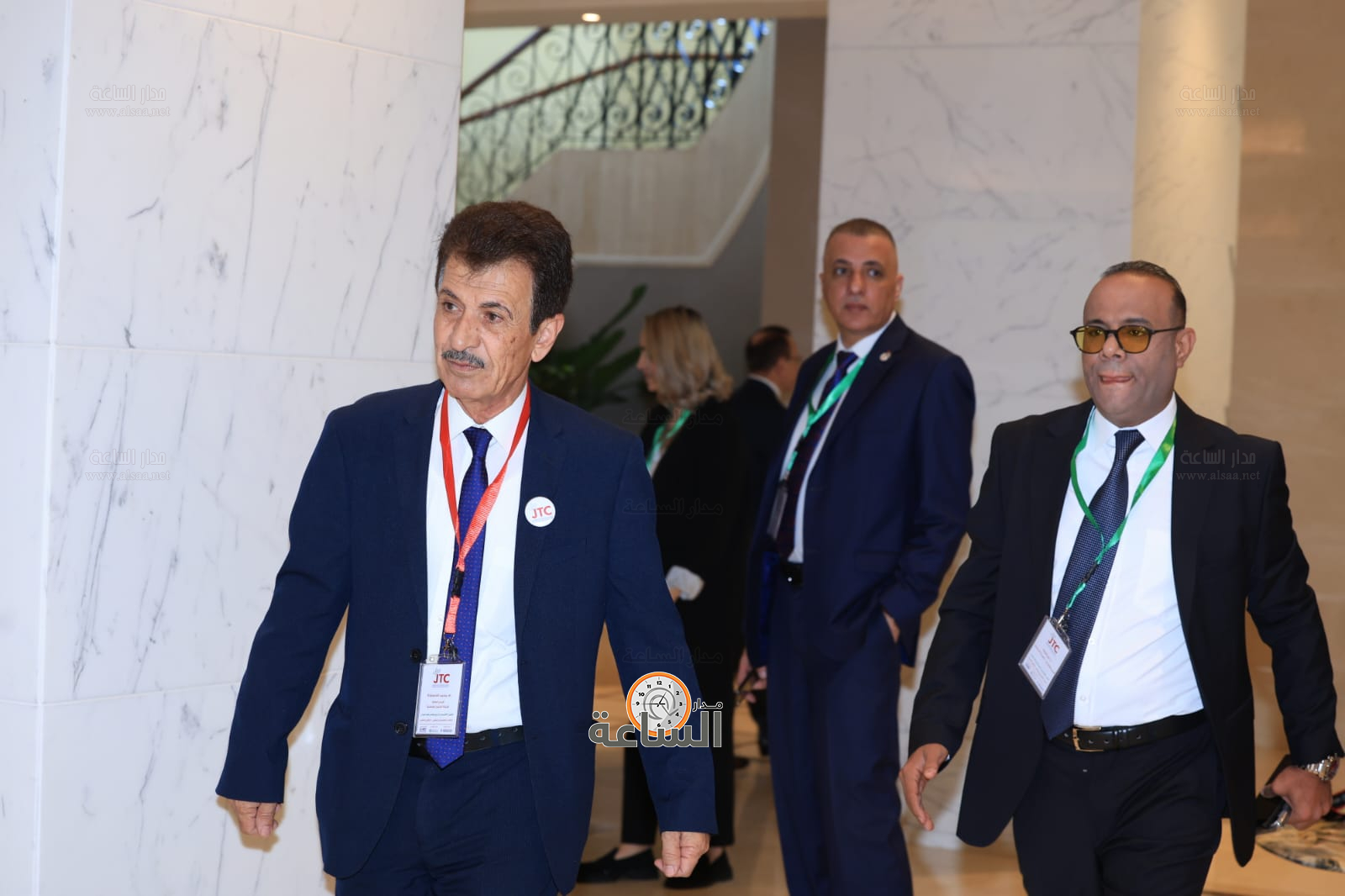 Madar Al-Saa Images 0.9324746045405256